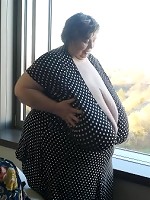 OMG Big Boobs - bit tits, huge breasts, natural melons