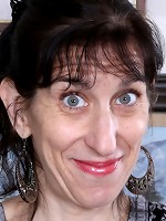 Curvy British housewife getting very frisky