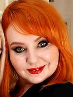 Curvy British housewife getting very frisky