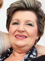 Curvy British housewife getting very frisky