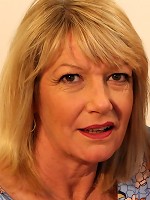 Curvy British housewife getting very frisky