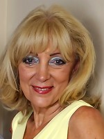 Curvy British housewife getting very frisky