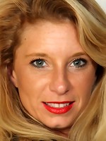 Curvy British housewife getting very frisky